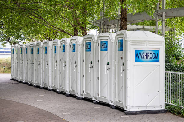 Best Construction site porta potty rental  in Fallbrook, CA